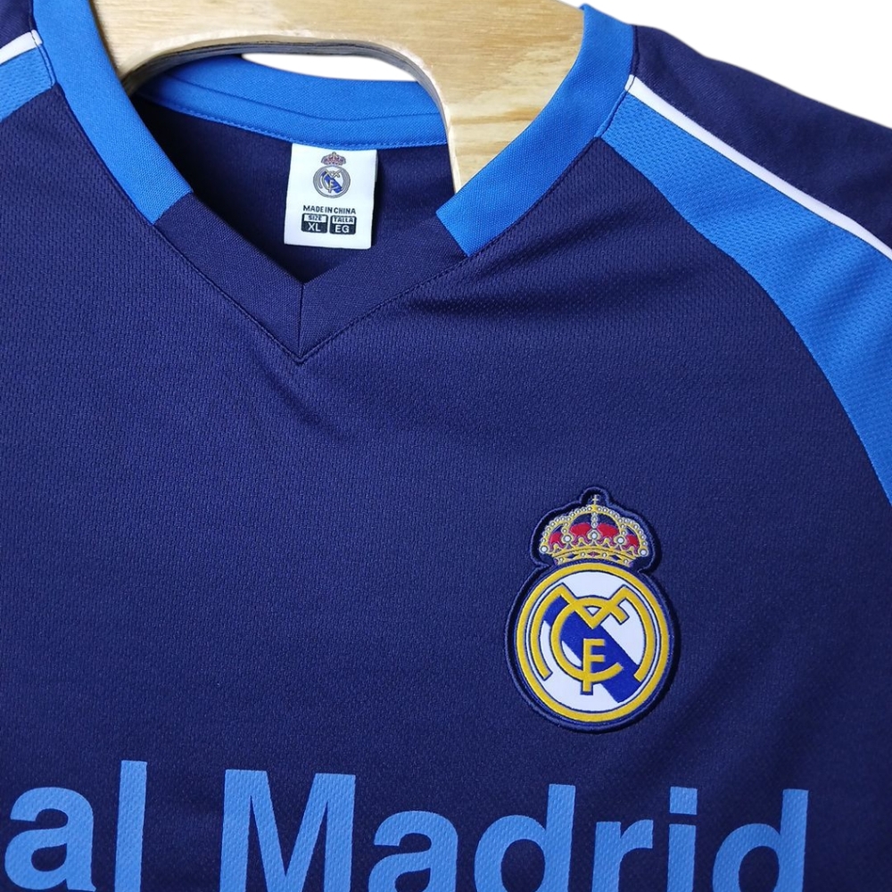 Real Madrid‎ Soccer Jersey Short Sleeve Size XL